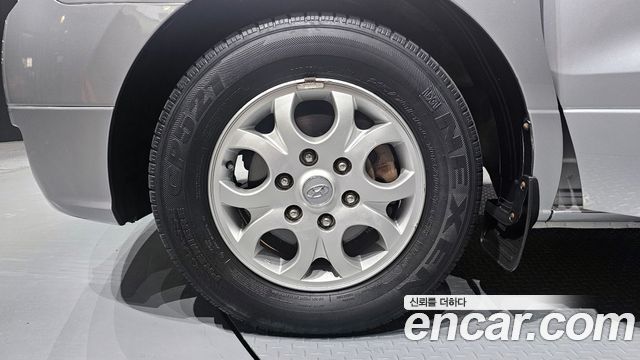 Hyundai Starex 2012 — photo 5
