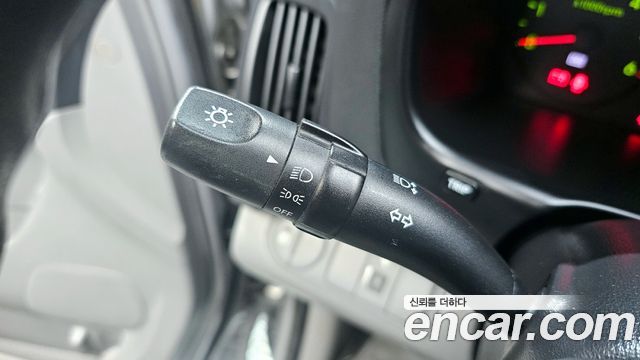Hyundai Starex 2012 — photo 17