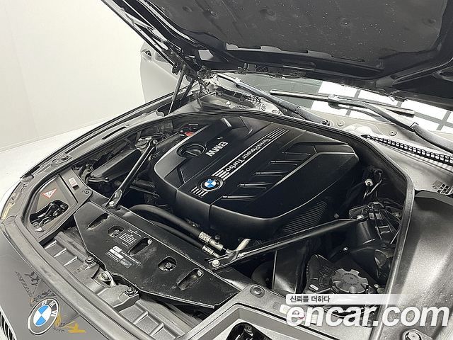 BMW 5-Series 2013 — photo 6