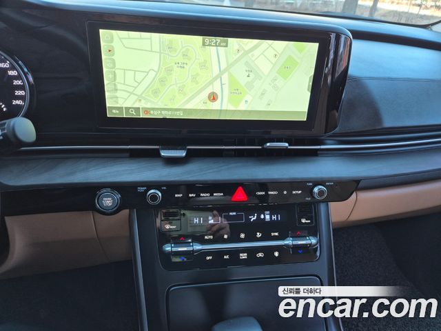 Kia Canival 2023 — photo 12