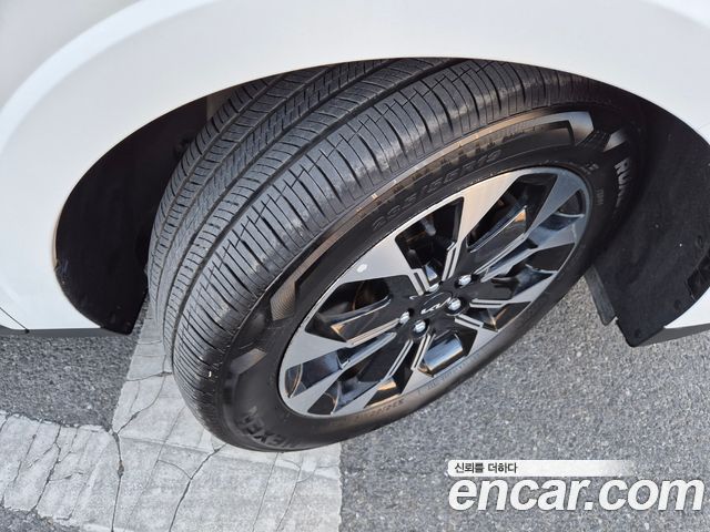 Kia Canival 2023 — photo 20