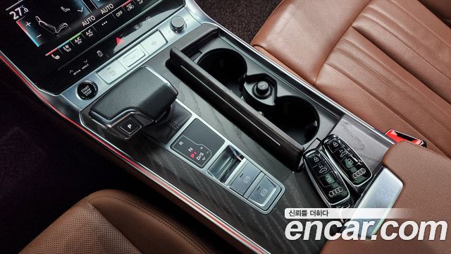 Audi A6 2022 — photo 9