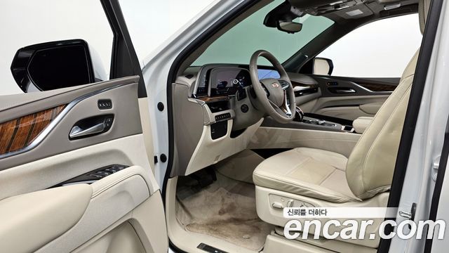 Cadillac Escalade 2023 — photo 13
