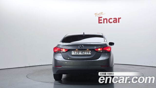 Hyundai AVANTE 2016 — photo 4