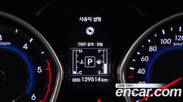 Hyundai AVANTE 2016 — photo 8