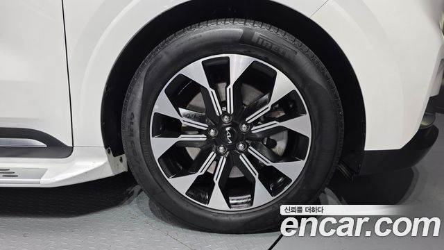 Kia Canival 2021 — photo 5