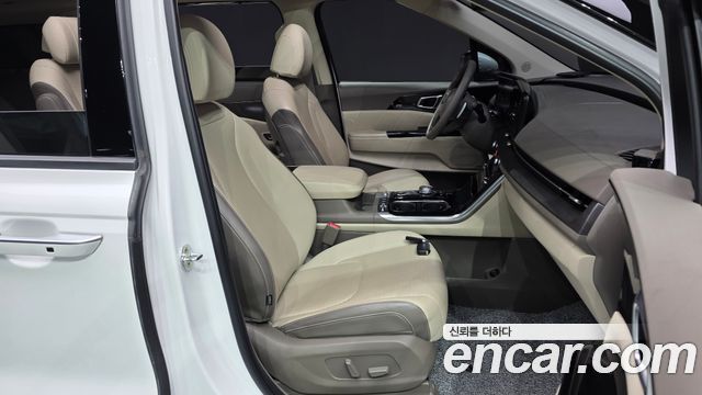 Kia Canival 2021 — photo 10