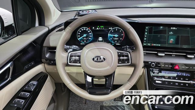 Kia Canival 2021 — photo 13