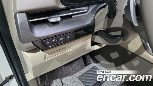 Kia Canival 2021 — photo 15
