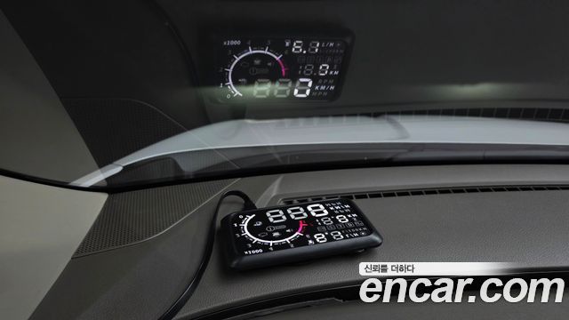 Kia Canival 2021 — photo 18