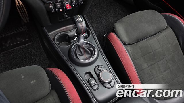 Mini Countryman 2018 — photo 9