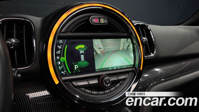 Mini Countryman 2018 — photo 15