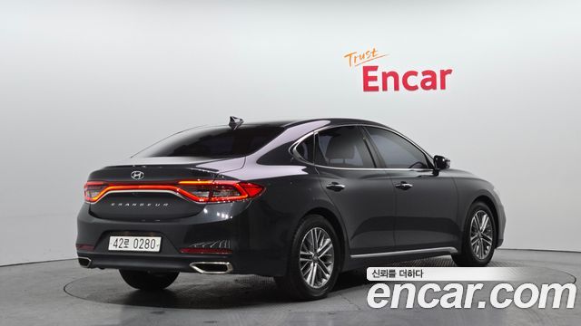 Hyundai Grandeur 2017 — photo 2