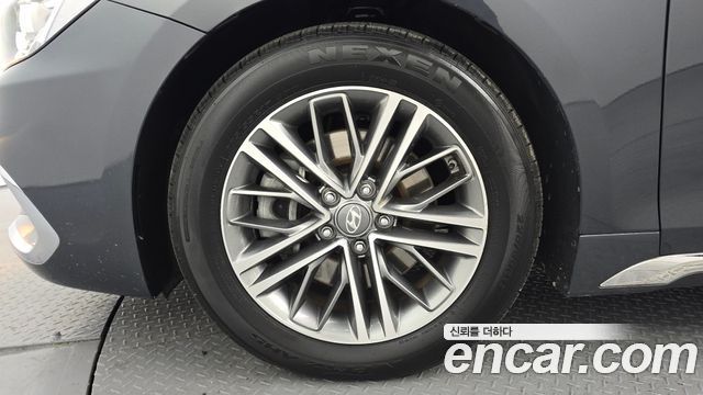 Hyundai Grandeur 2017 — photo 5