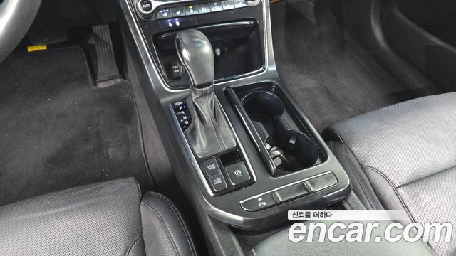 Hyundai Grandeur 2017 — photo 9