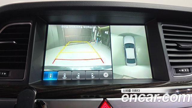 Genesis G80 2017 — photo 16