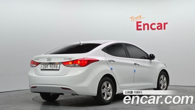 Hyundai AVANTE 2011 — photo 2