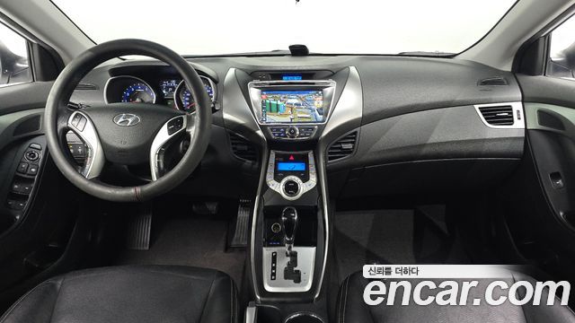 Hyundai AVANTE 2011 — photo 7