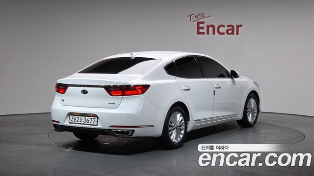 Kia K7 2019 — photo 2
