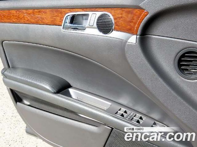 Volkswagen Phaeton 2015 — photo 13