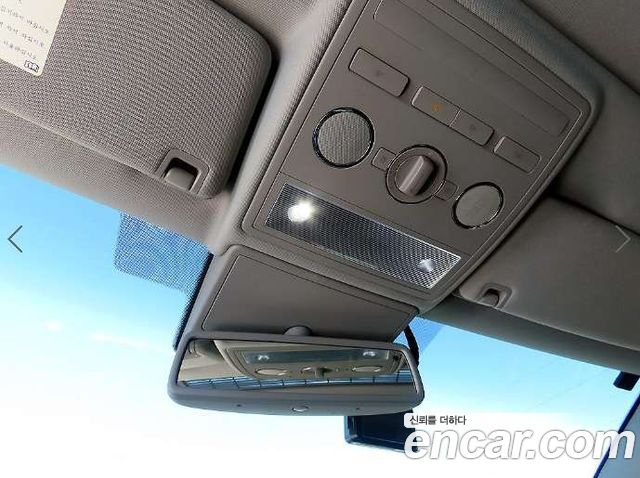 Volkswagen Phaeton 2015 — photo 17