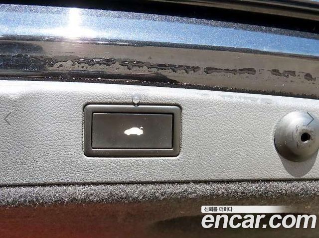 Volkswagen Phaeton 2015 — photo 19