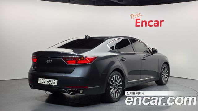 Kia K7 2018 — photo 2