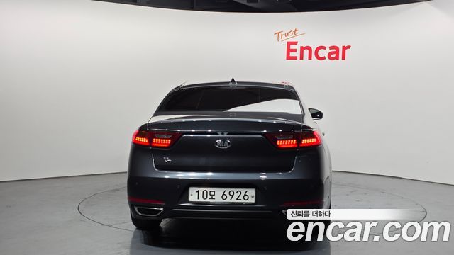 Kia K7 2018 — photo 4