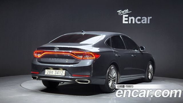 Hyundai Grandeur 2018 — photo 2