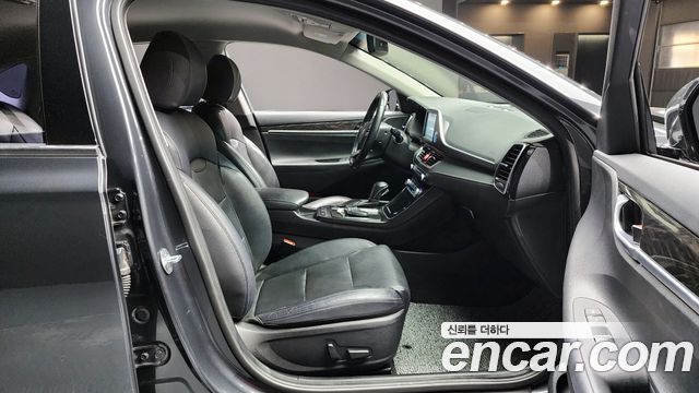 Hyundai Grandeur 2018 — photo 10