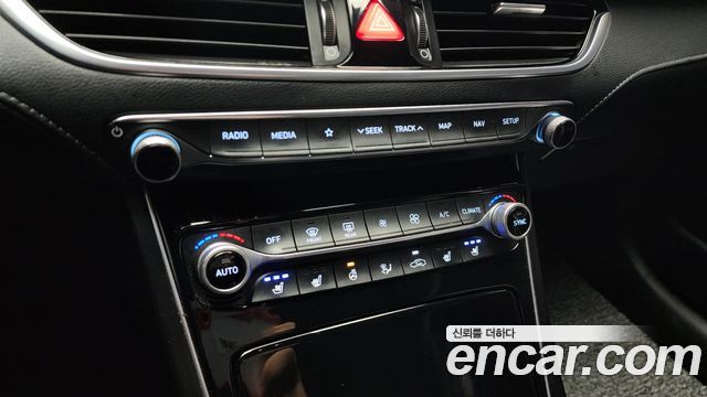 Hyundai Grandeur 2018 — photo 16