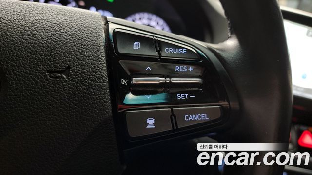 Hyundai Grandeur 2018 — photo 19