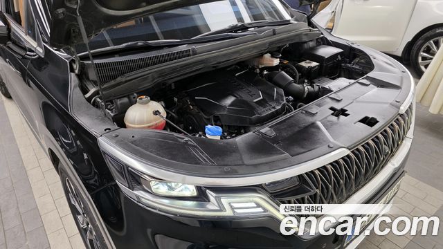 Kia Canival 2021 — photo 6