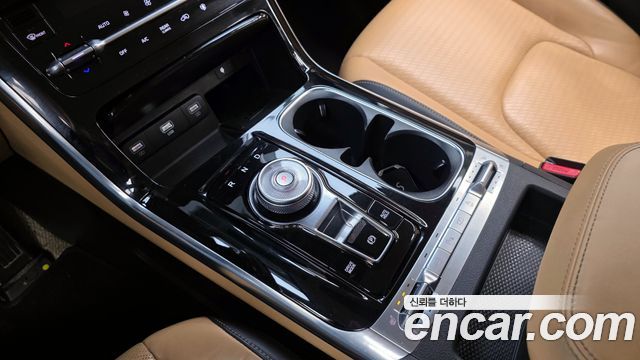 Kia Canival 2021 — photo 9