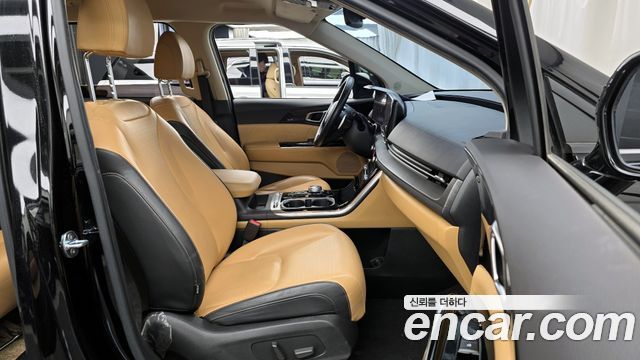 Kia Canival 2021 — photo 11