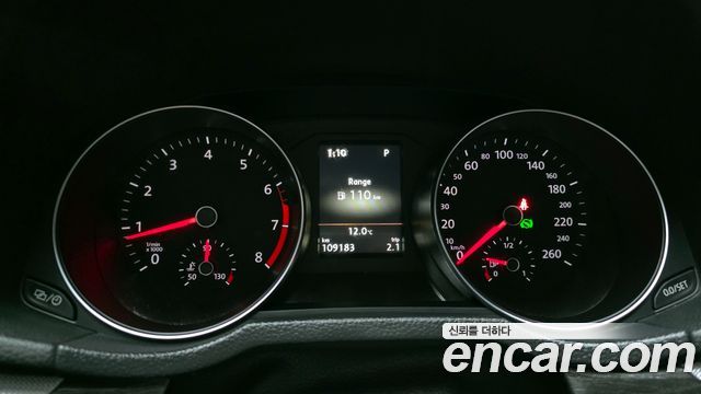 Volkswagen Passat 2018 — photo 8