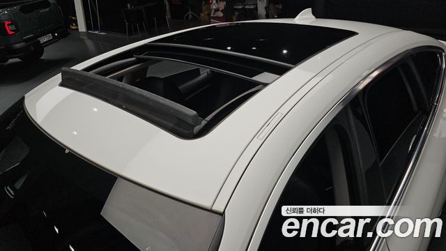BMW Gran Turismo 2018 — photo 19