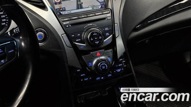 Hyundai Grandeur 2011 — photo 17