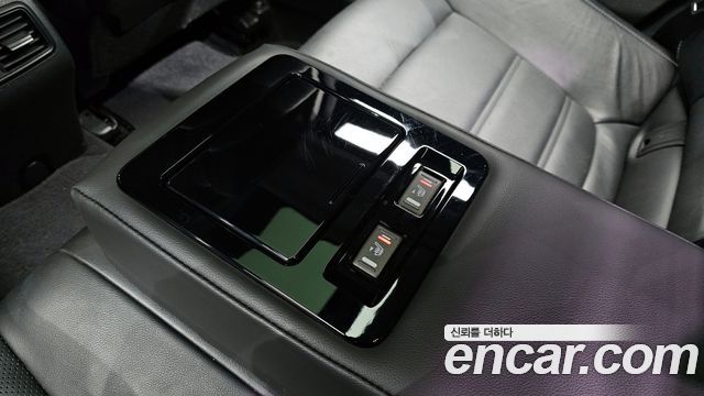 Renault Korea SM6 2016 — photo 17