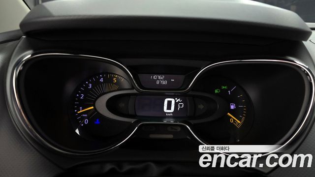 Renault Korea QM3 2015 — photo 8