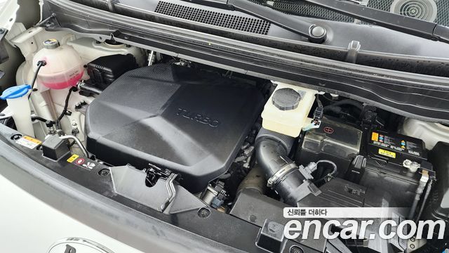 Hyundai Staria 2022 — photo 6