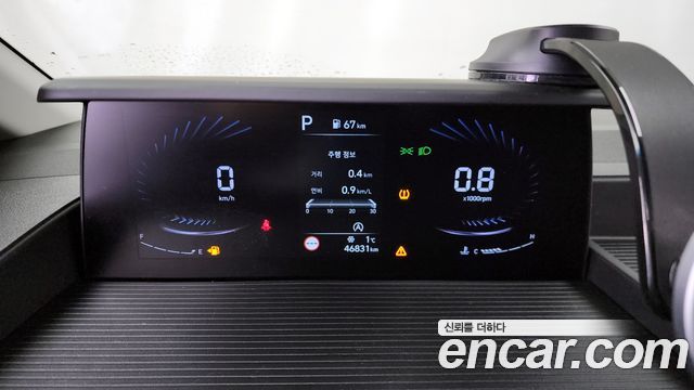 Hyundai Staria 2022 — photo 8