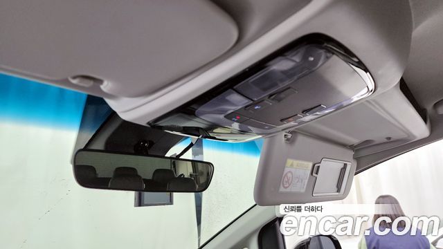 Hyundai Staria 2022 — photo 17