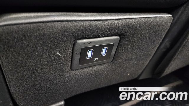 Hyundai Staria 2022 — photo 19