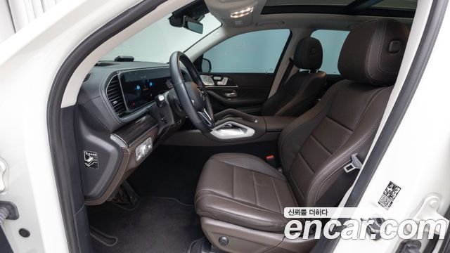 Mercedes-Benz GLE-Class 2023 — photo 15