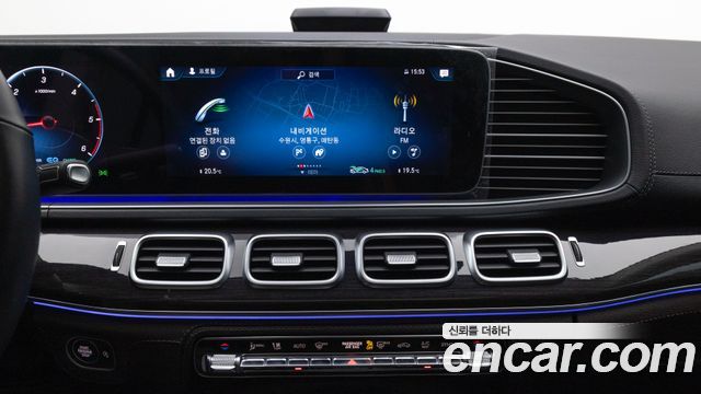 Mercedes-Benz GLE-Class 2023 — photo 18
