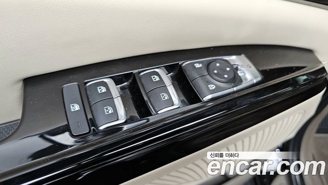 Kia Canival 2021 — photo 14