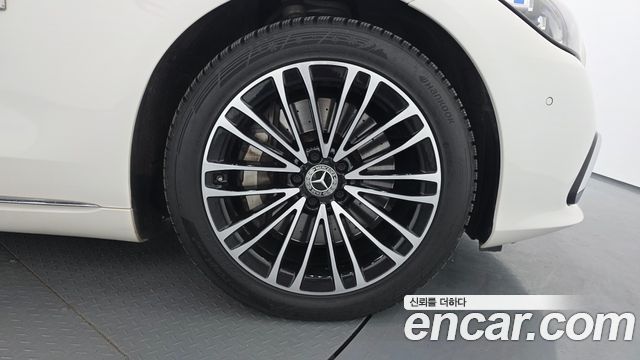 Mercedes-Benz S-Class 2022 — photo 5