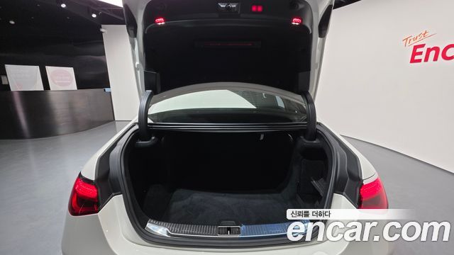 Mercedes-Benz S-Class 2022 — photo 20