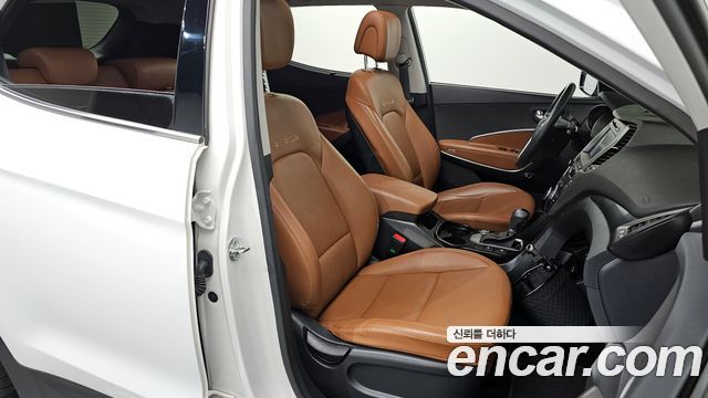 Hyundai Santafe 2018 — photo 10